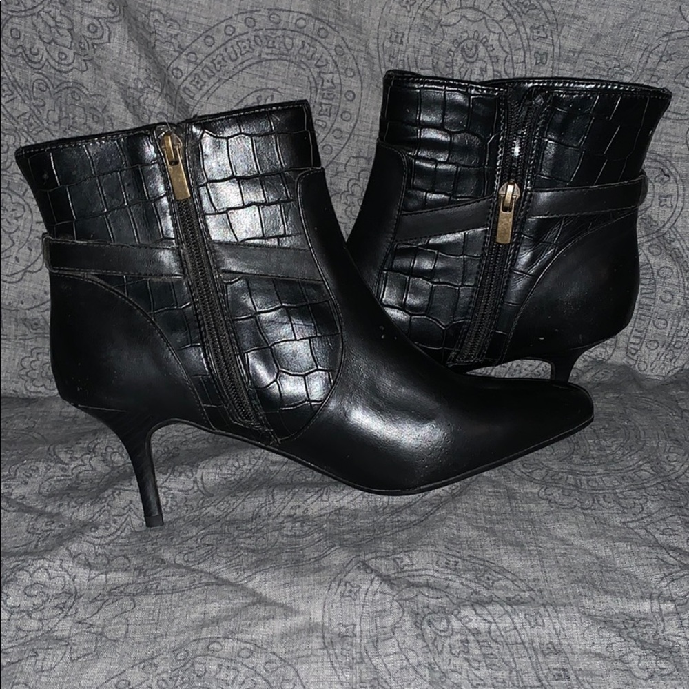 Extra Cute Boots with Crocodile Detail and Buckle